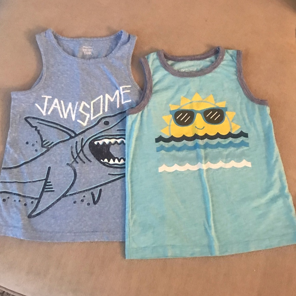 2 Tanks size 6 (Boys)